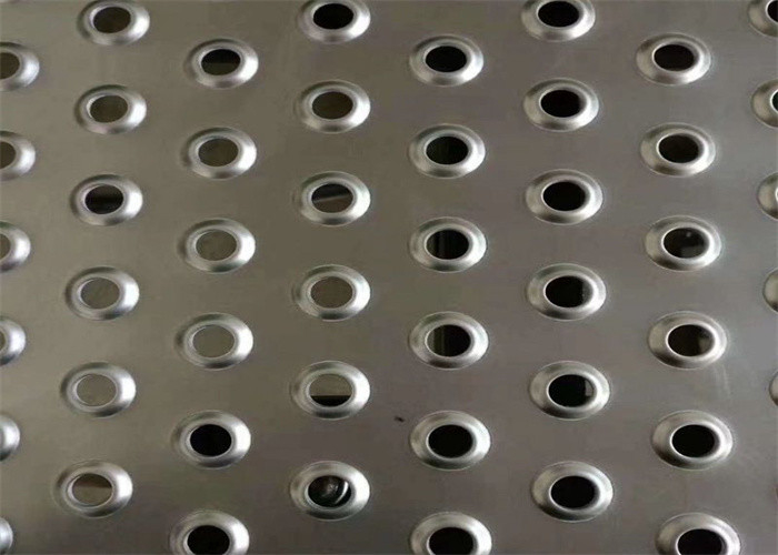 Building Materials Anti Slip Stainless Steel Perforated Sheet Stairs Treads 2mm Thick